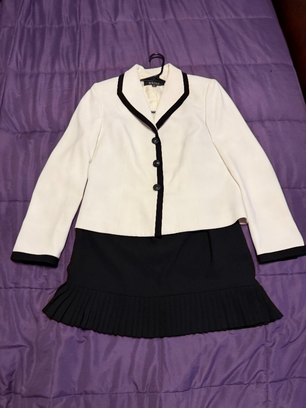 Classy Two Peice Business/Dress Suit